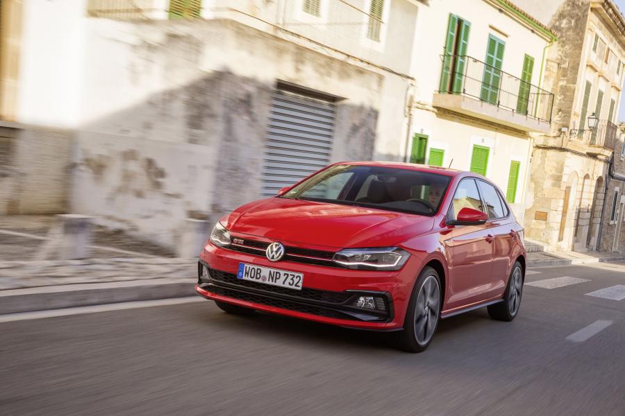  Volkswagen Polo GTI 2017 года  (WW) (фото 24 из 46)